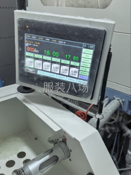 羽绒服绗线充绒加工-第3张图片