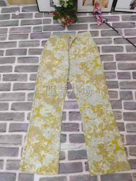 男女同款阔腿牛仔裤-第4张图片