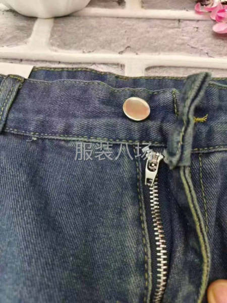 水洗渐变藏青色男款直筒牛仔裤-第8张图片