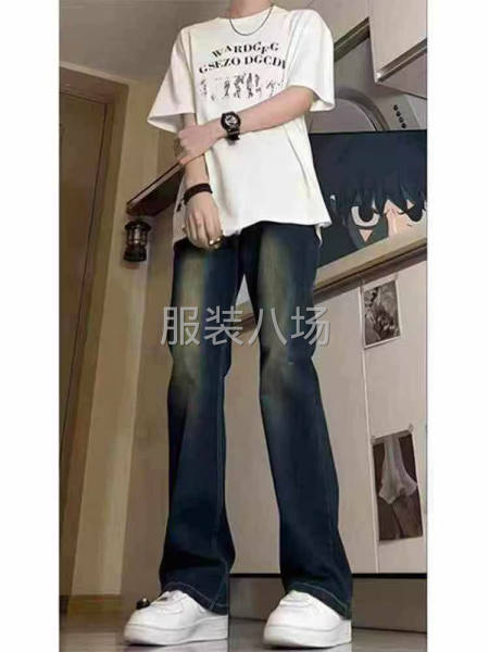 水洗渐变藏青色男款直筒牛仔裤-第4张图片