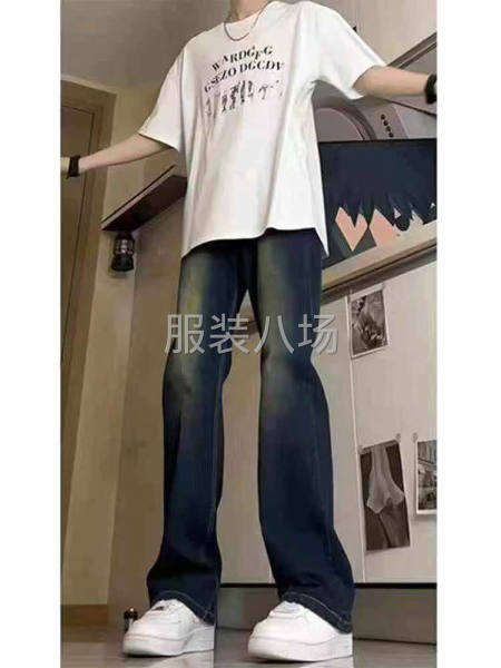 水洗渐变藏青色男款直筒牛仔裤-第2张图片