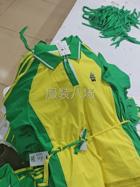 专业校服，生产加工厂，十年校服生产经验，及针织类产品-第2张图片