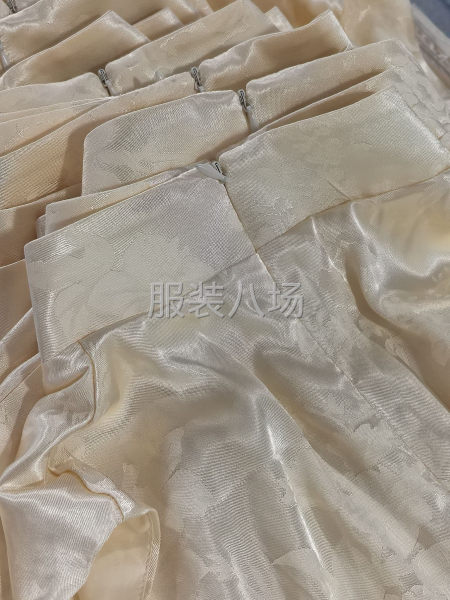 承接梭织类女装加工-第2张图片