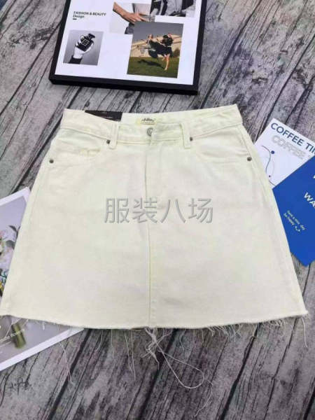 杏色半身裙女夏季新款高腰显瘦包臀百搭牛仔短裙-第4张图片