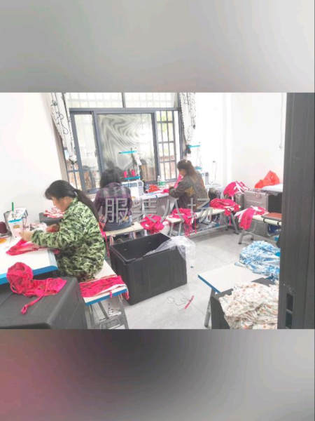华升制衣厂承接普通针梭织连衣裙裁片加工-第3张图片