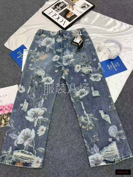 大码胖mm复古花卉印花破洞牛仔裤女夏季薄款高腰直筒-第7张图片