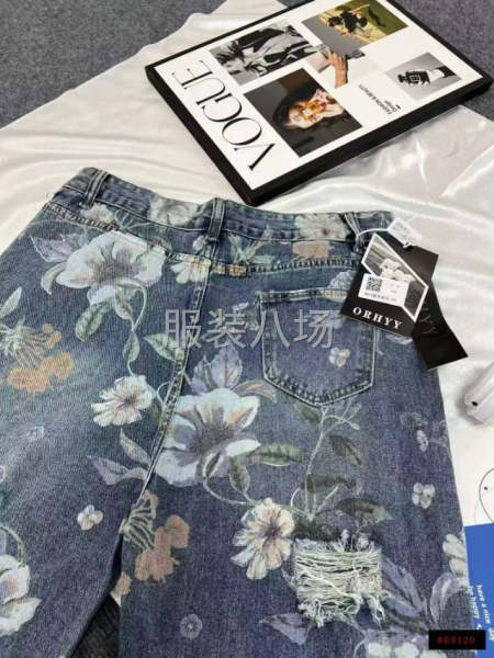 大码胖mm复古花卉印花破洞牛仔裤女夏季薄款高腰直筒-第9张图片