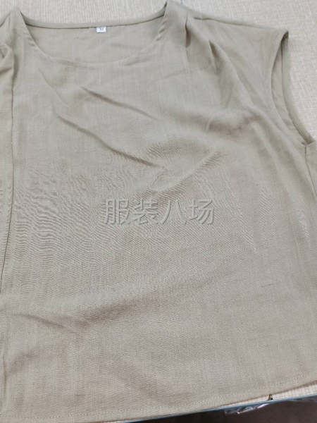 现招整件车位，单大款式简单，开货有单价。-第2张图片