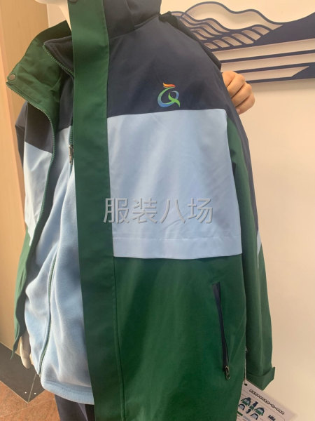 校服冲锋衣-第2张图片