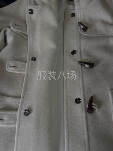寻长期合作女装工厂（稳定订单）牛角扣大衣-第3张图片