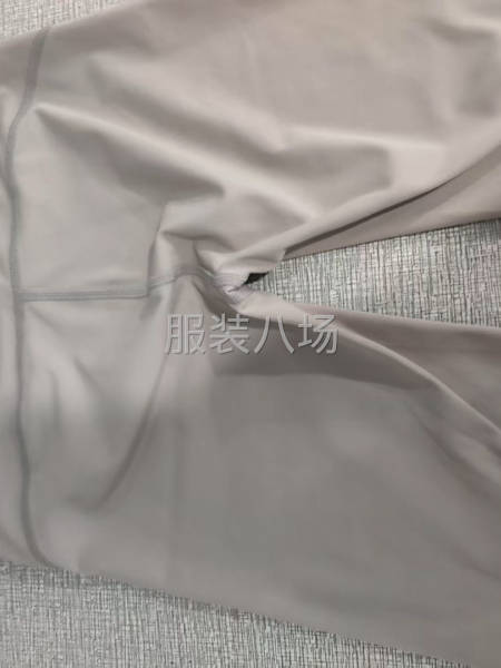 瑜珈裤四针六线加工-第2张图片