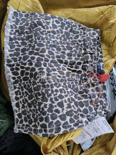 休闲裤，裙子，衣服等清加工-第4张图片