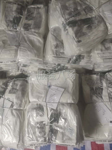 低价出售一批男装微落肩潮牌体恤，大版型，260-320克-第1张图片