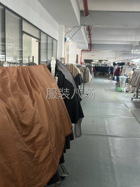 双面呢大衣生产-第1张图片