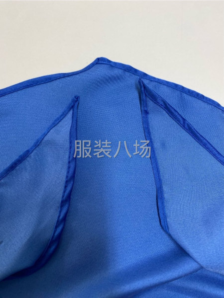 各种丝巾卷边 荷叶卷边 斜角巾 三角巾 菱形巾-第1张图片