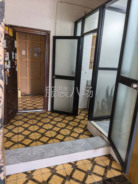 大房间出租，独立厨房卫生间，有空调热水器，通风光线好，干净整-第5张图片