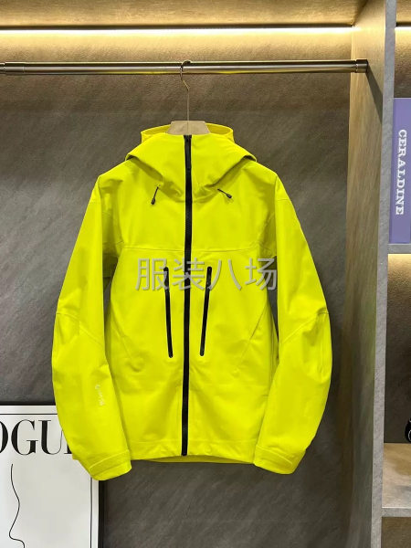外发压胶冲锋衣三合一户外运动服装，首单100件左右-第2张图片