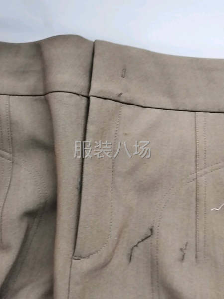 夫妻俩接裁片-第1张图片
