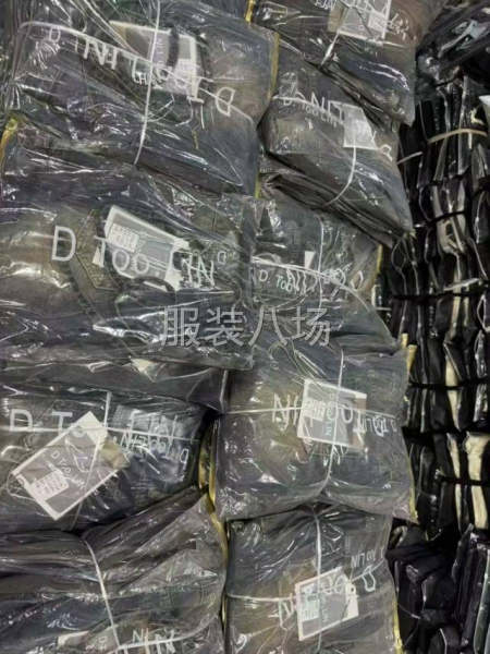 全清17.9
专柜品质，美式复古做旧牛仔裤-第7张图片