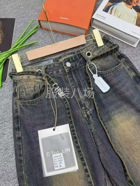全清17.9
专柜品质，美式复古做旧牛仔裤-第3张图片