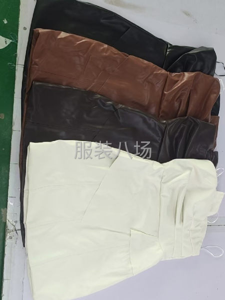 皮裙、做工精美、价格不合适勿扰-第3张图片