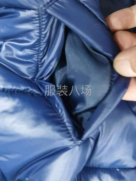 校服内胆外发1600多件-第2张图片