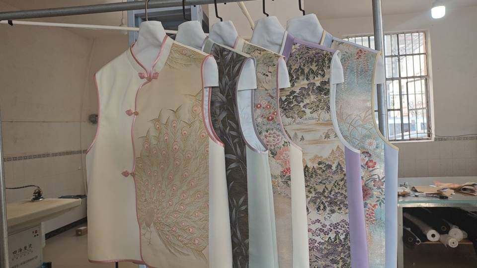昆明夫妻档工厂寻求订单