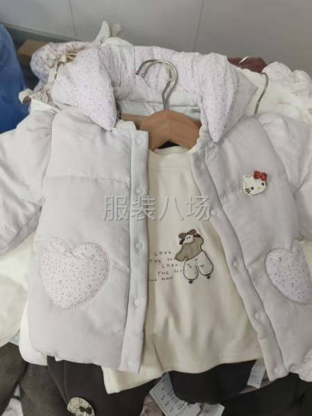 荆州童装，冬季套装
