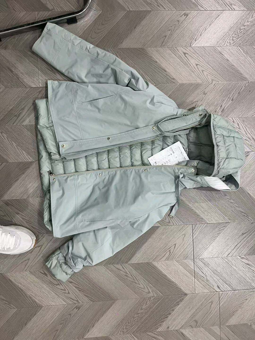 大连羽绒服假两件外发