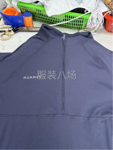 青岛承接文胸，瑜伽，立体腰裤子，拉链衫等