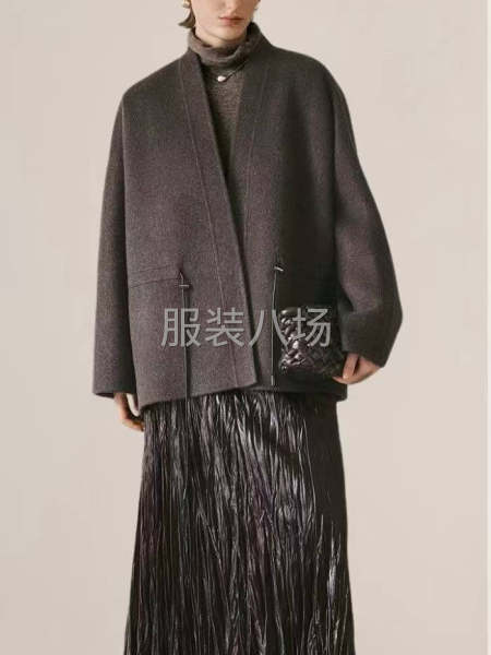 中山专业服装厂开发生产多年，全品类服装